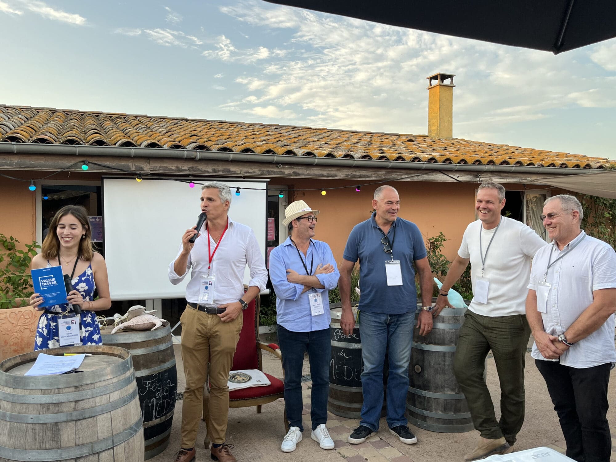 animation Feria du Medef Beziers table ronde valeur travail 12 juillet 2023 Agencehv table ronde 1 scaled - Les indiscretions
