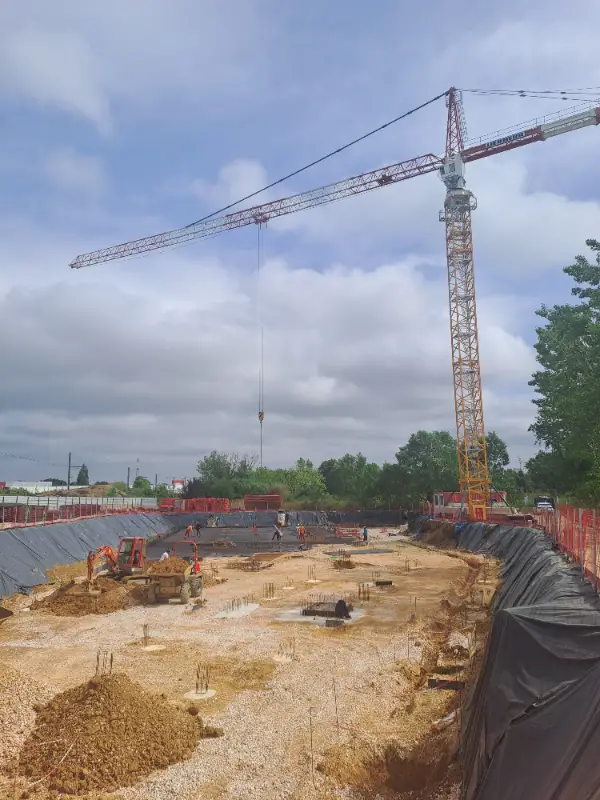 chantier grue residence Mira Pitch Immo immobilier Lattes 2 ©Amelie Cazalet - Les indiscretions